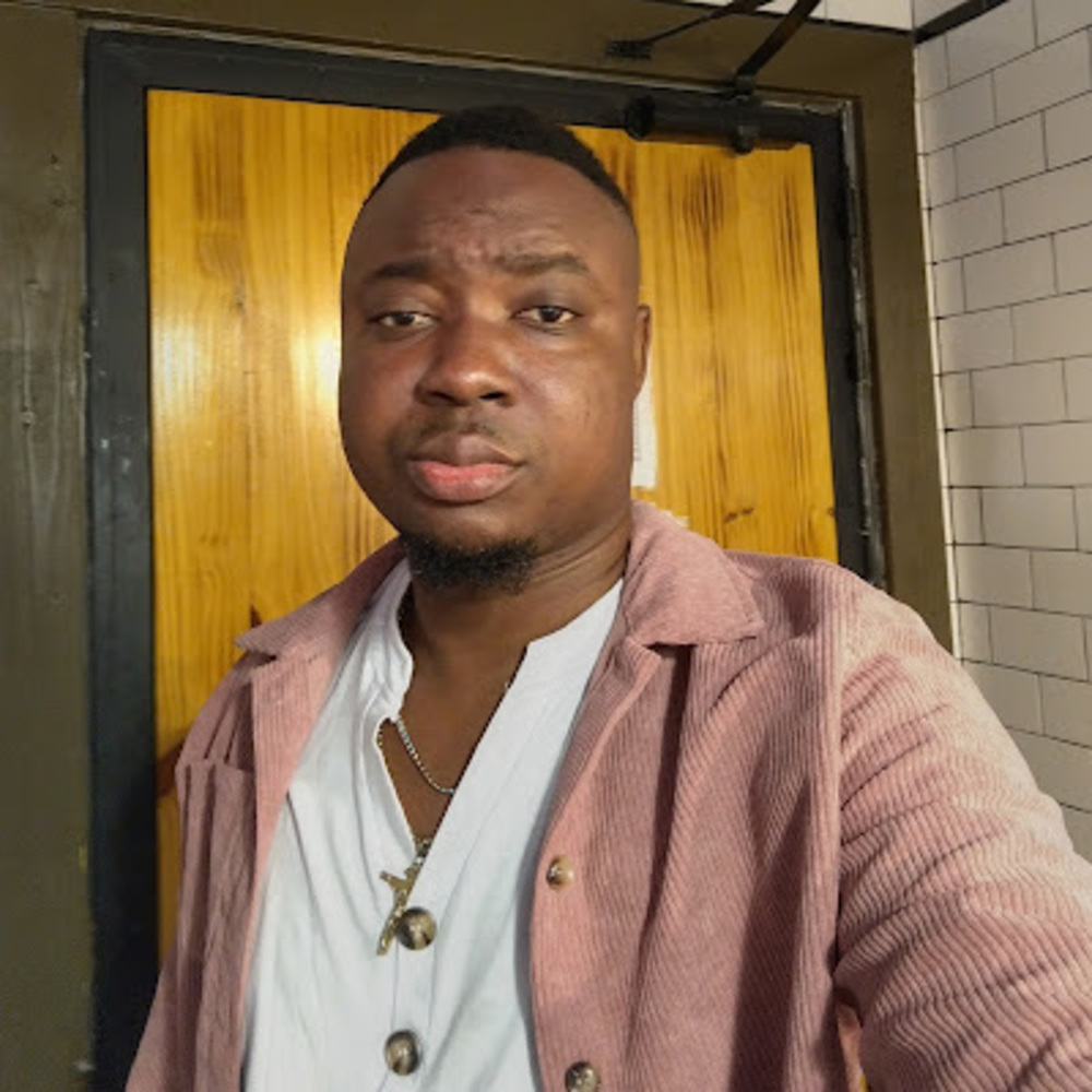 Meet your Posher, Nicolas